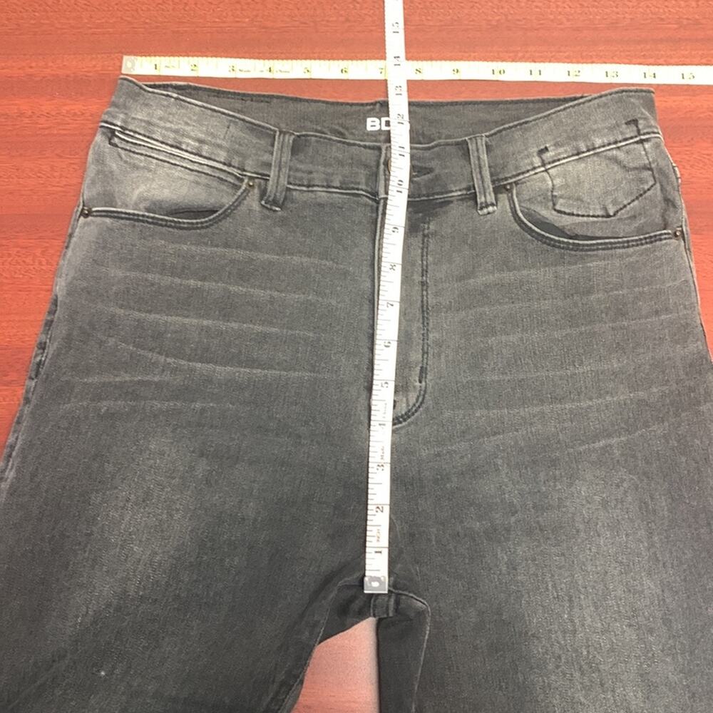 BDG High Rise Twig Jean - Picture 2 of 8